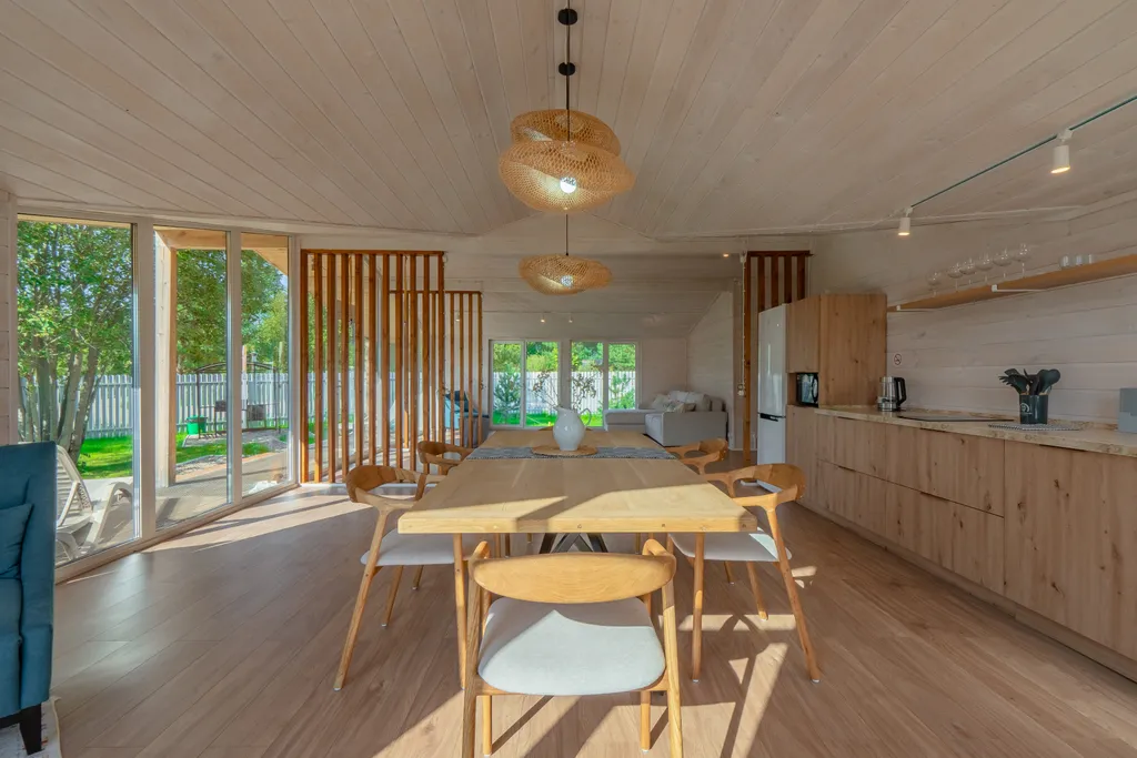 Светлый дом с панорамной гостиной