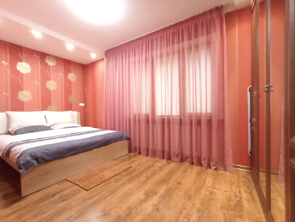 Квартира Квартира Двушка в центре, рядом музей янтаря и красивое Верхнее озеро, парковка — Калининград