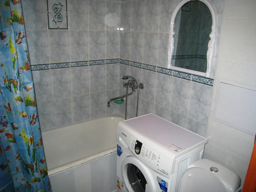 Недорого 2-комнатная квартира недалеко от Муз. консерватории