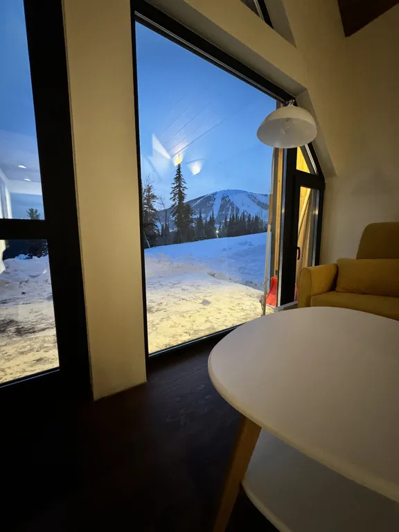 Дом с видом на горы