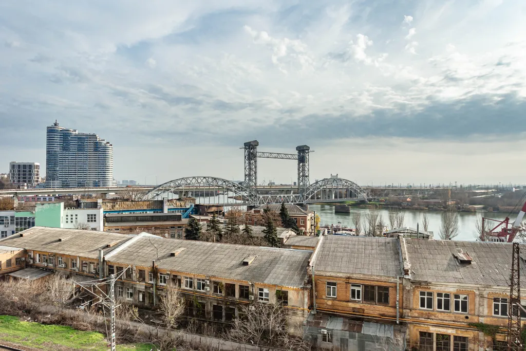Квартира Квартира в ЖК бизнес класса с панорамной лоджией и видом на Дон — Ростов-на-Дону