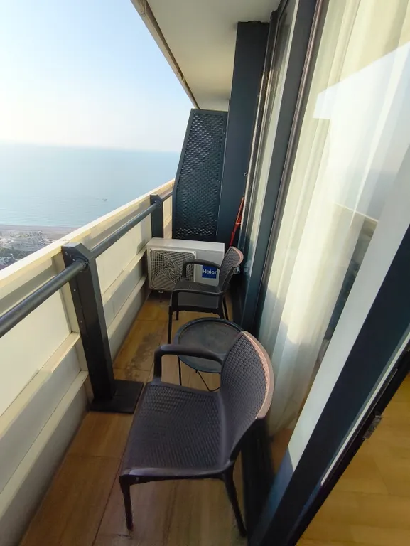 Студия первая линия от моря