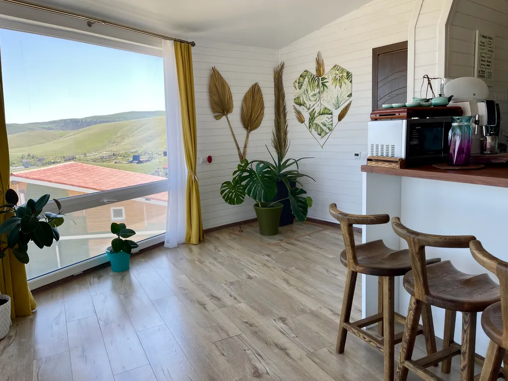 Купольный дом с видом на горы и море