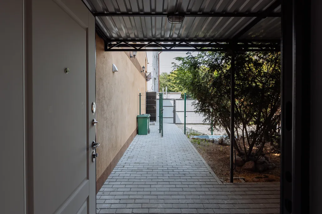 Коттедж Коттедж Апартаменты в центре города — Калининград