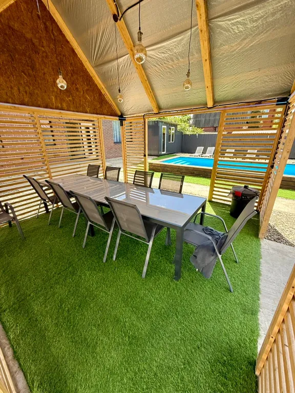 Уютный домик с баней и теплым бассейном