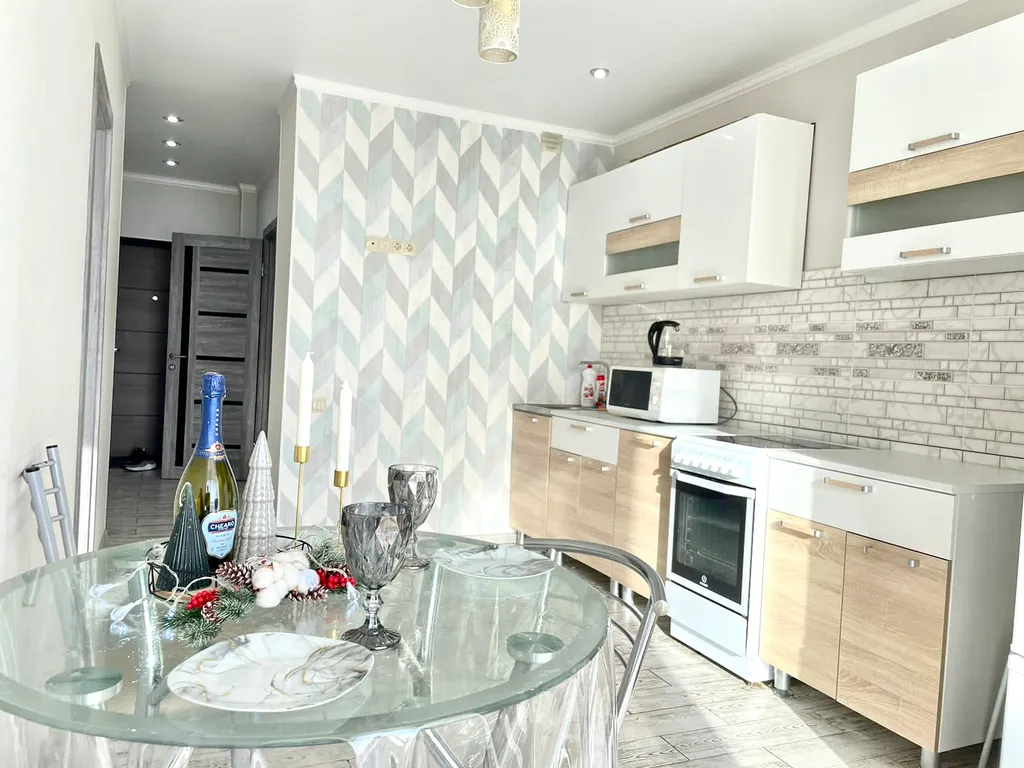 Апартаменты Astra Apartments  возле центра с новым ремонтом