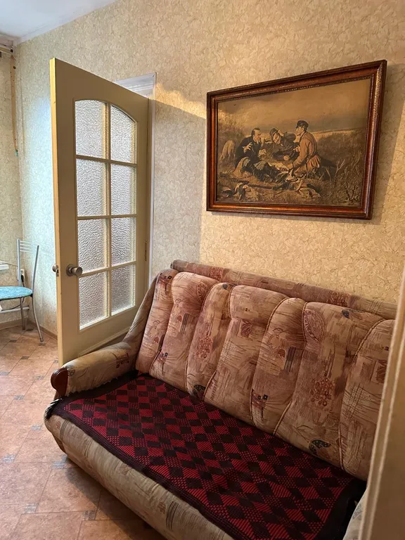 Домик рядом с озером