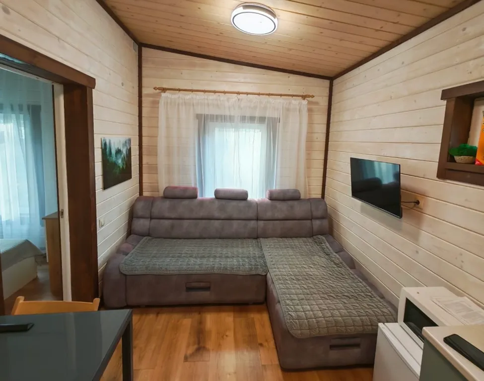 Гостевой дом для 2-4 человек с крытой террасой и мангалом