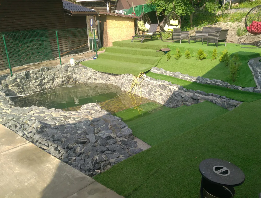 Домик с видом на лес