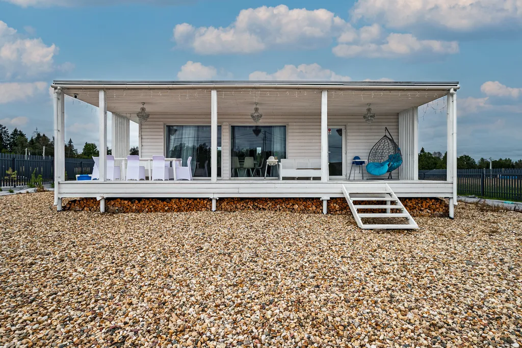 3 больших спальни и с/у с ванной, огромная кухня гостиная white house