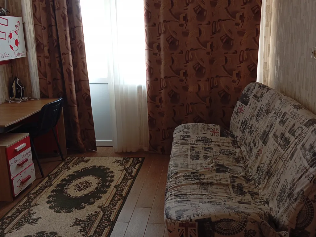 Двухкомнатная квартира с большой видовой террасой, отдельным входом