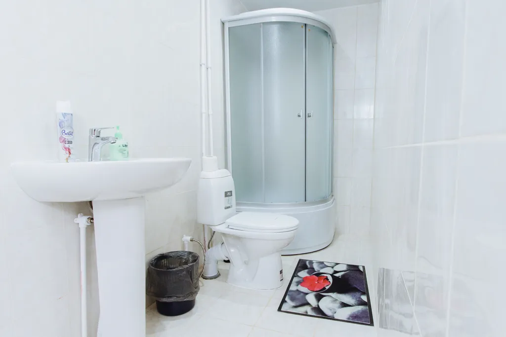 Квартира Комфортная комната с санузлом и душевой кабиной — Москва