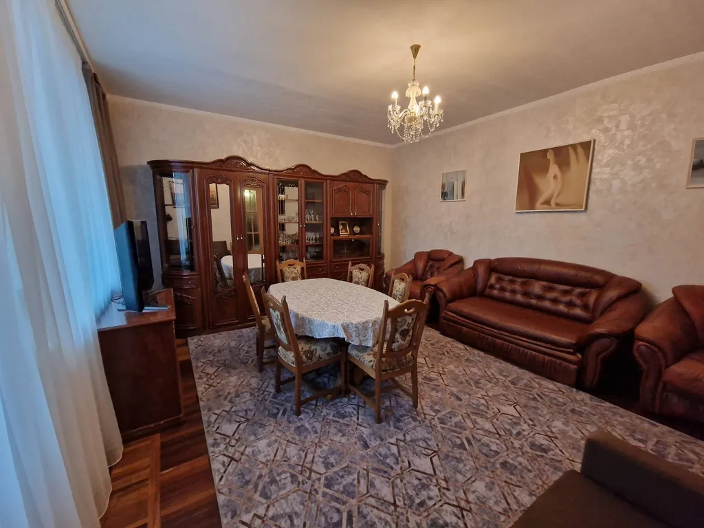 Апартамент у Пушкинского театра в центре