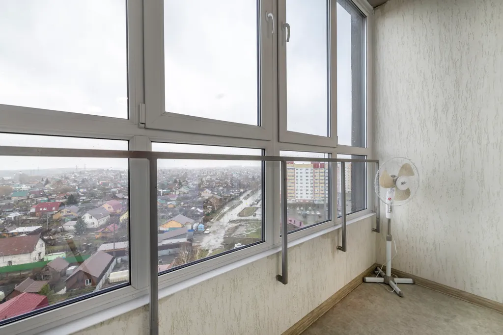 Студия с дизайнерским ремонтом