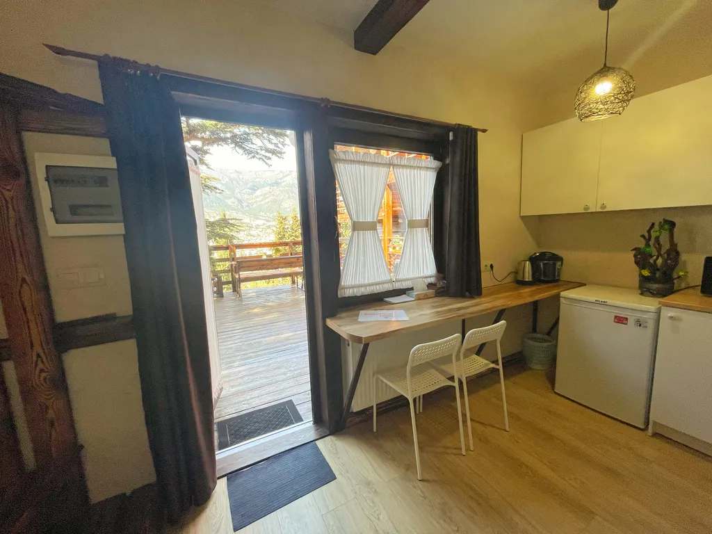 Студия стандарт с видом на горы