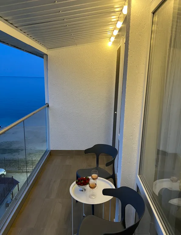 Квартира Евро-двушка на берегу моря — аренда посуточно в Феодосия