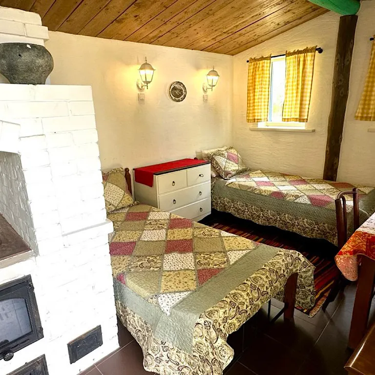 Домик в Лотосах (Мазанка)