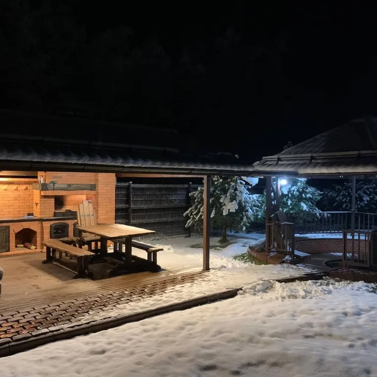 Дом за озером