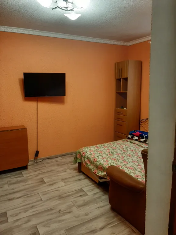 Коттедж Домик с беседкой — Евпатория