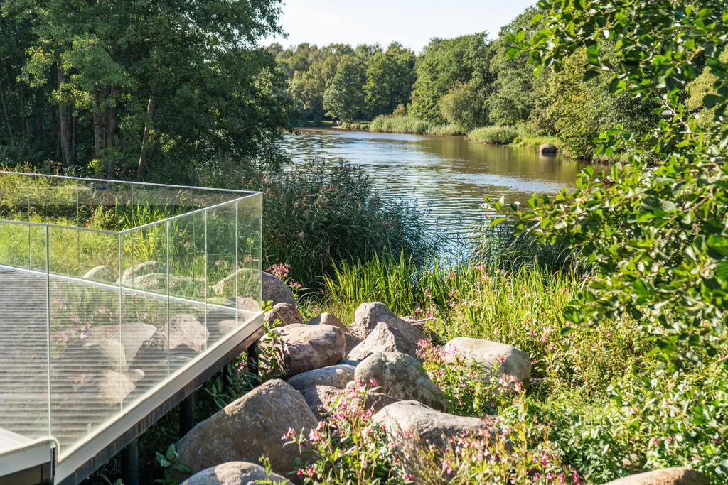 Студия 3Roomz с бассейном и спортзалом