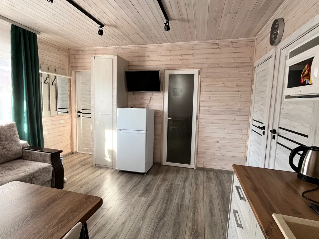 Коттедж с видом на горы 2