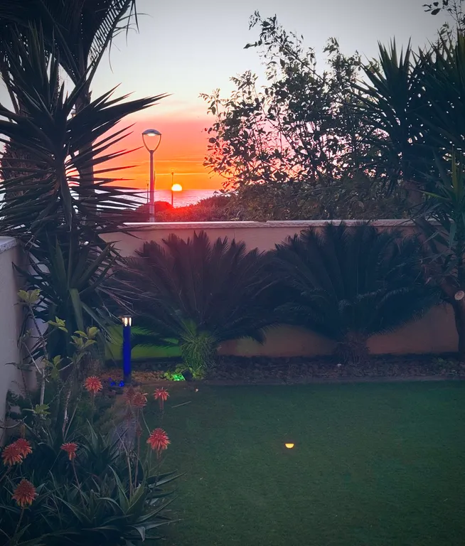 GW002 Gugel Waves Amazing Seaview & Garden Family Apartments