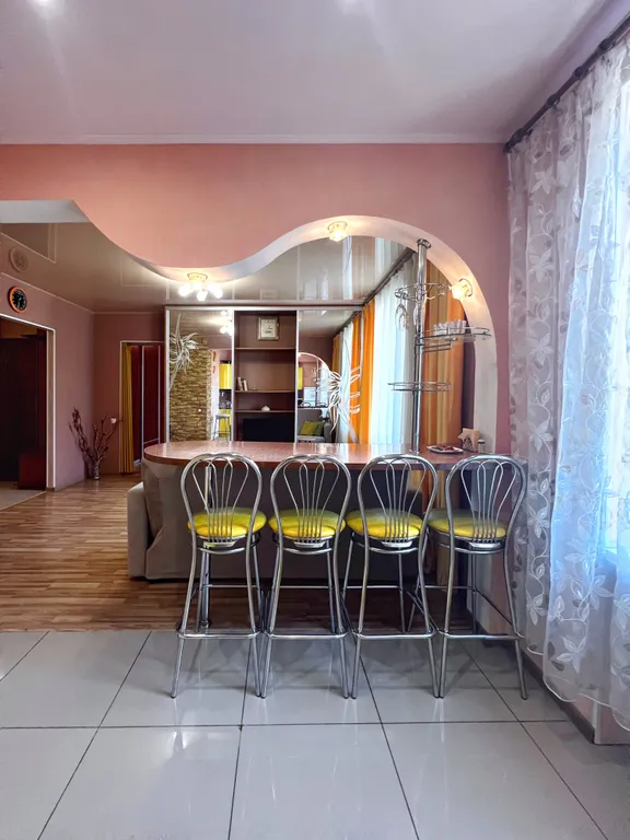 Уютная двухкомнатная квартира евро-формата в центре рядом с Вокзалом