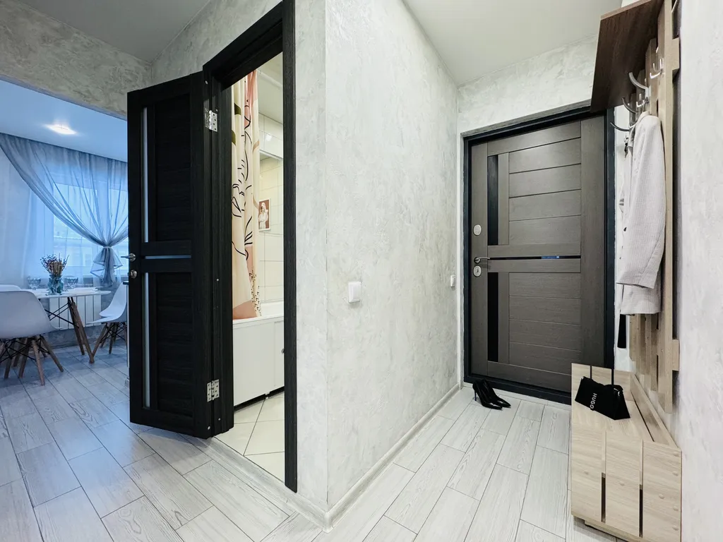 Квартира Квартира Просторная двушка в центре — Новосибирск