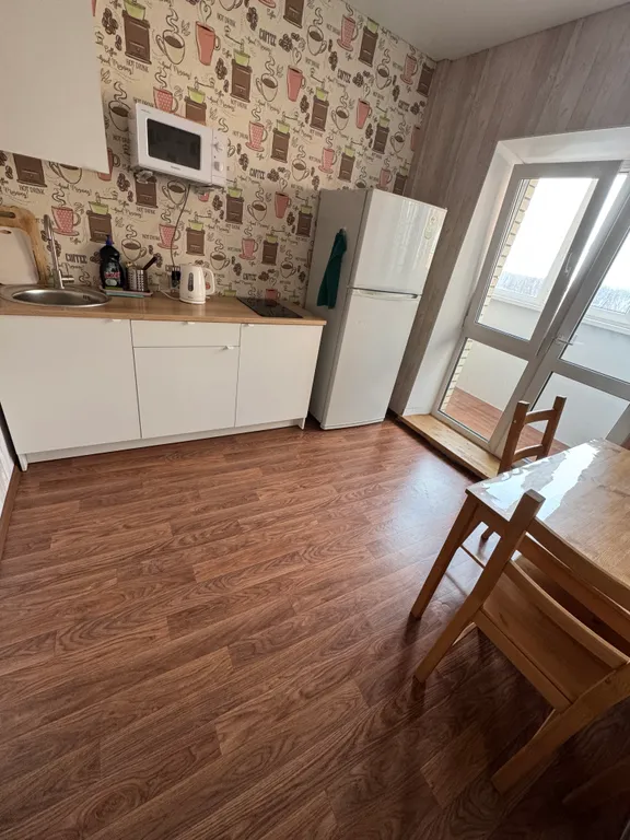 Омск Кировский у ТЦ Мега