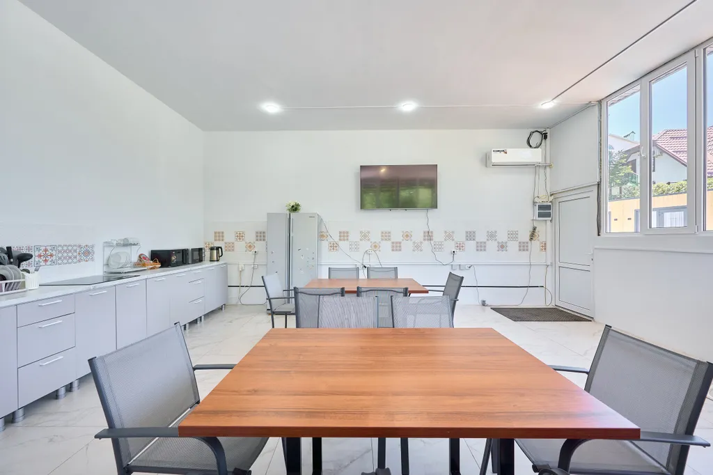 Домик-шале с размещением до 4 гостей