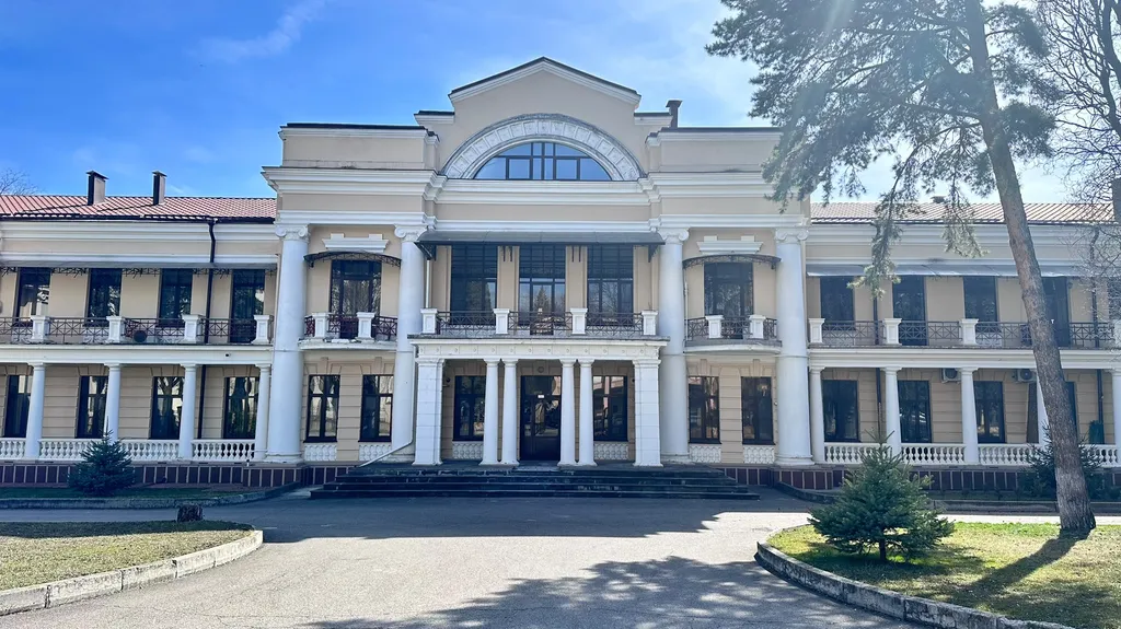 Люкс квартира в особняке Александра третьего — аренда посуточно в Ессентуки