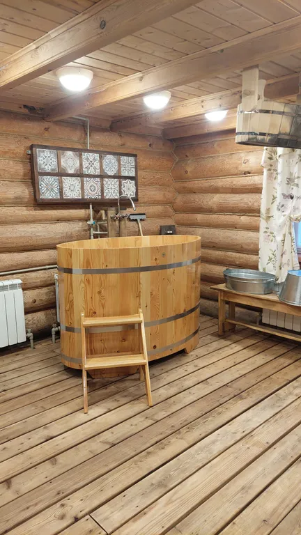 Уютный дом с баней рядом с рекой и лесом