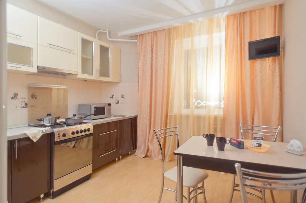 Двухкомнатная квартира с изолированными комнатами в центре города