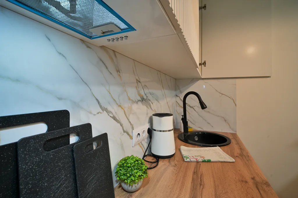 Стильная студия в Ватутинках центральных