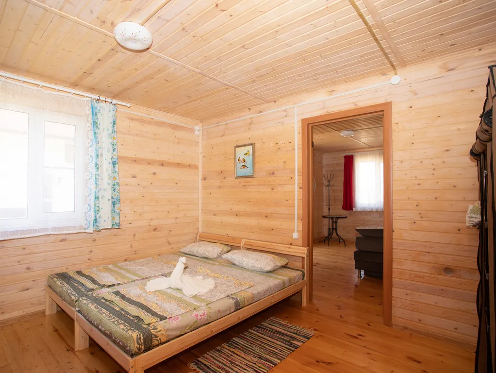 Квартира Двухкомнатные апартаменты с терассой и видом на море — Кучугуры