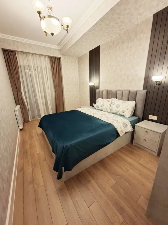 Просторная трехкомнатная квартира в центре Тбилиси с видом на рекуКуру — аренда посуточно в Тбилиси