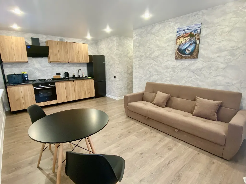 Квартира Двухкомнатные апартаменты — аренда посуточно в Саратов