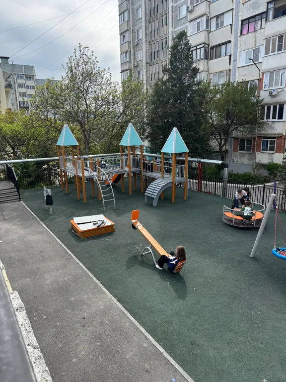 Уютная новая квартира с видом на горы