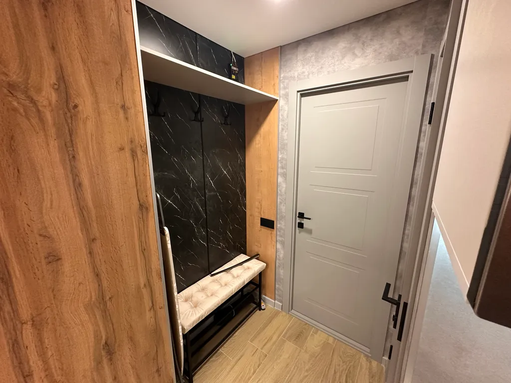 Уютная студия с дизайнерским ремонтом