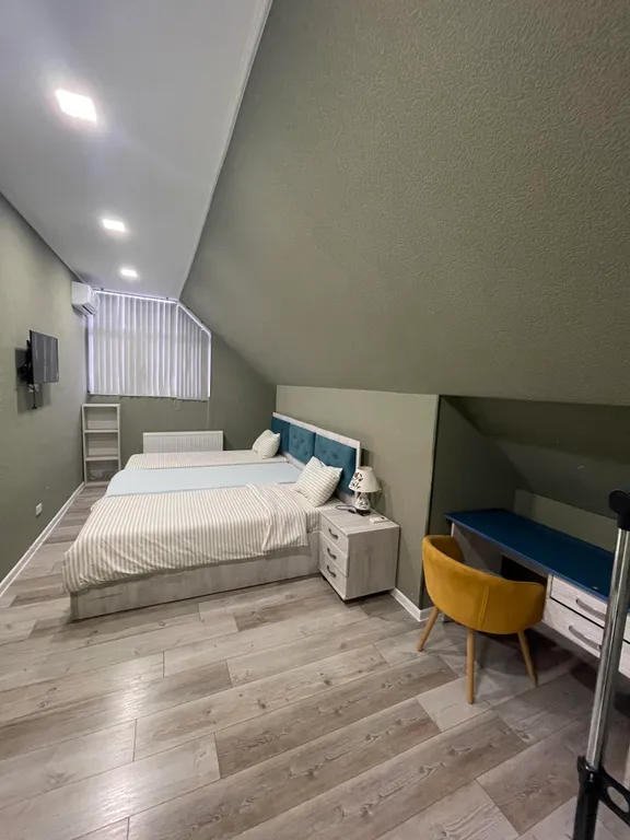 Трёхэтажная вилла