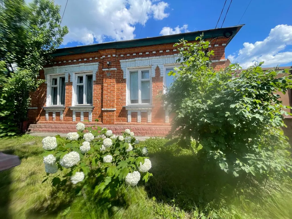 Хорошая квартира в историческом центре города, с охраняемой парковкой