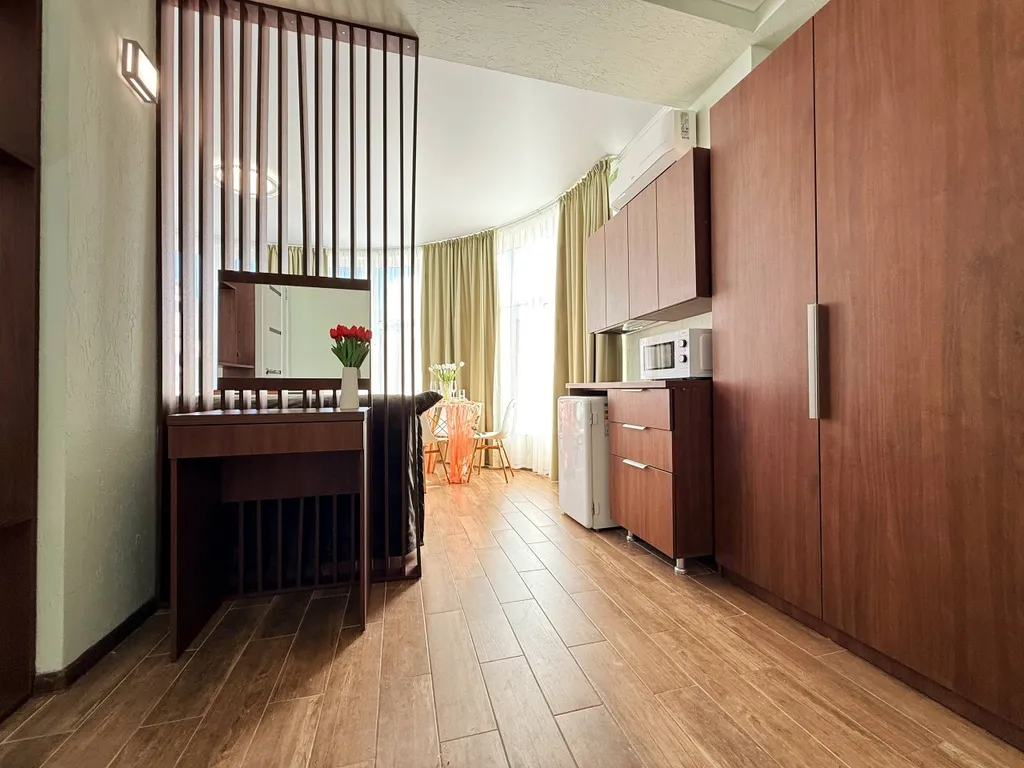 Апартаменты с видом на море. 3 минуты до пляжа. Для пятерых