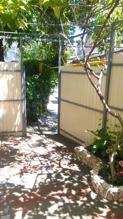 Уютная студия в центре с двориком