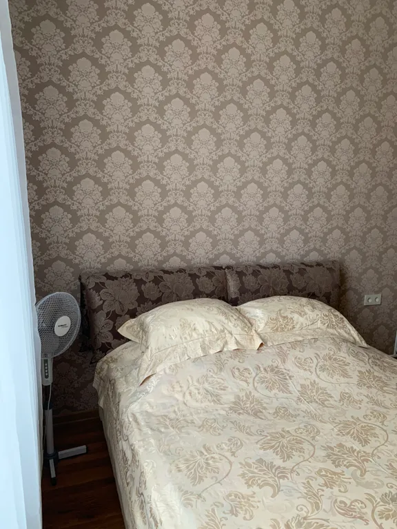 Коттедж Коттедж Просторные трехкомнатные апартаменты с двумя изолированными спальнями — Сухум