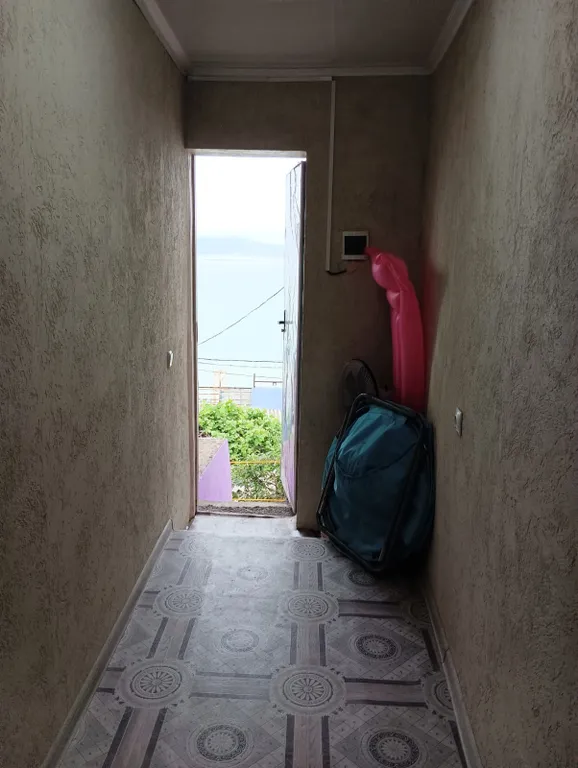 Коттедж Домик с удобствами на пляже Алексино — Новороссийск