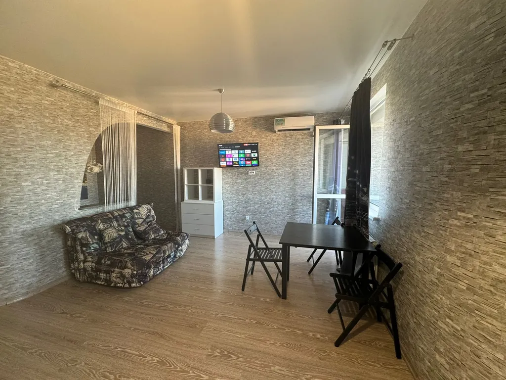 Квартира Уютная и современная квартира — Симферополь