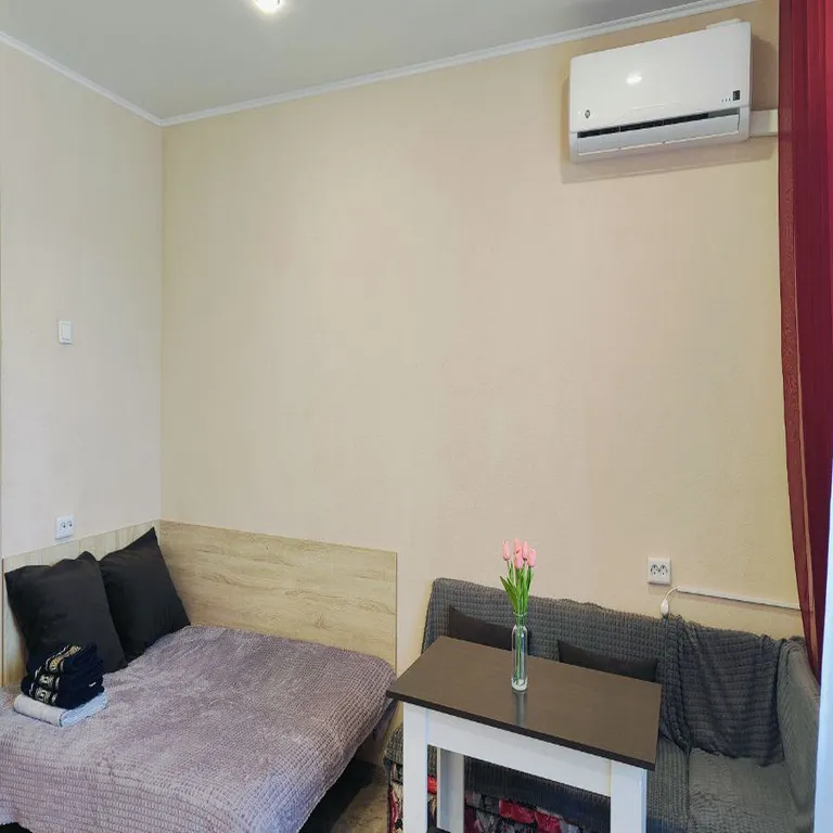 Светлая уютная студия в тихом спальном районе