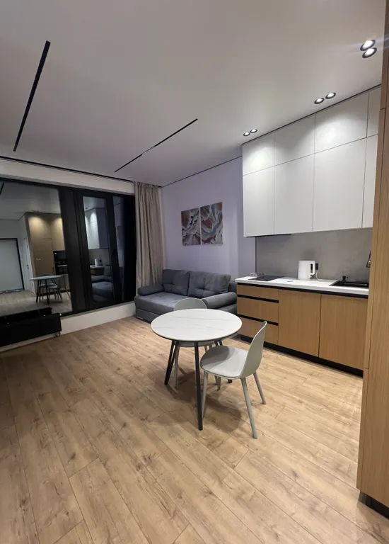 Апартаменты more - первая линия от моря в центре