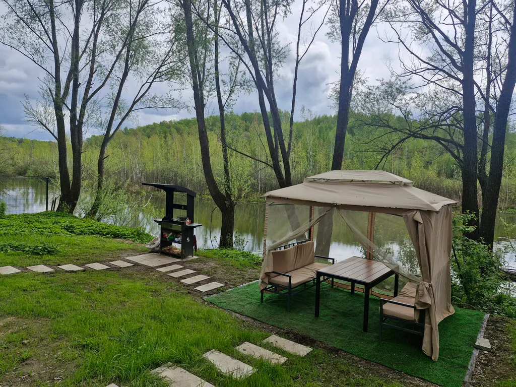 Коттедж А-фрейм с видом на озеро и лес — Казань