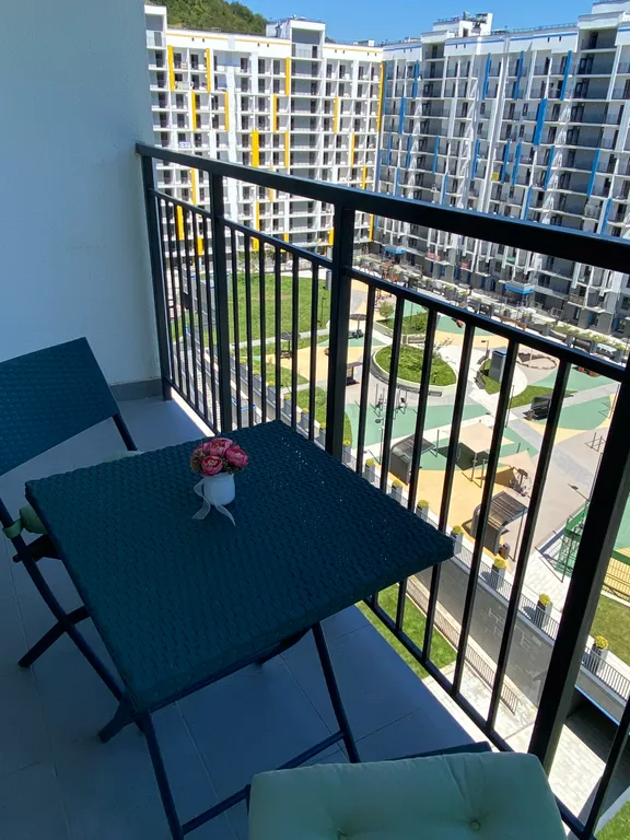 Студия с дизайнерским ремонтом рядом с морем в новом ЖК Летний